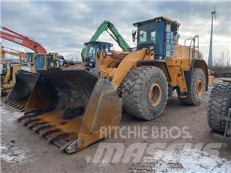 Hyundai HL 980 Gumikerekes homlokrakodók