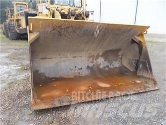 CAT 980C Gumikerekes homlokrakodók