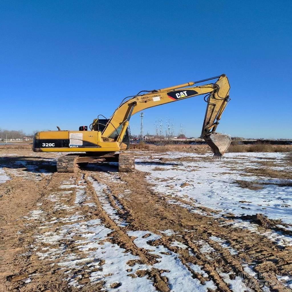 CAT 320 C Lánctalpas kotrók