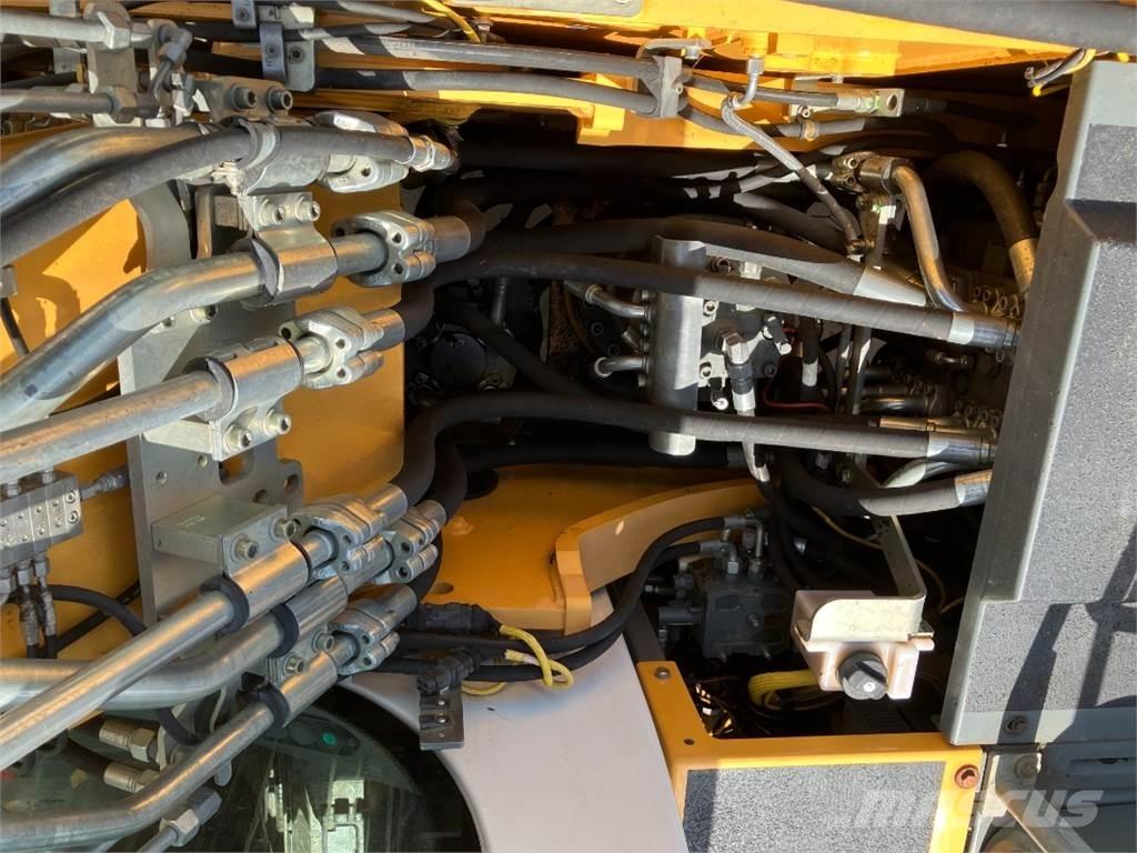 Liebherr R926 Lánctalpas kotrók