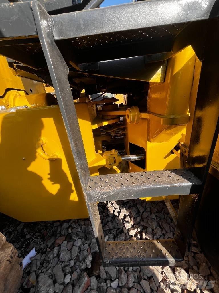 Komatsu WA510 Gumikerekes homlokrakodók