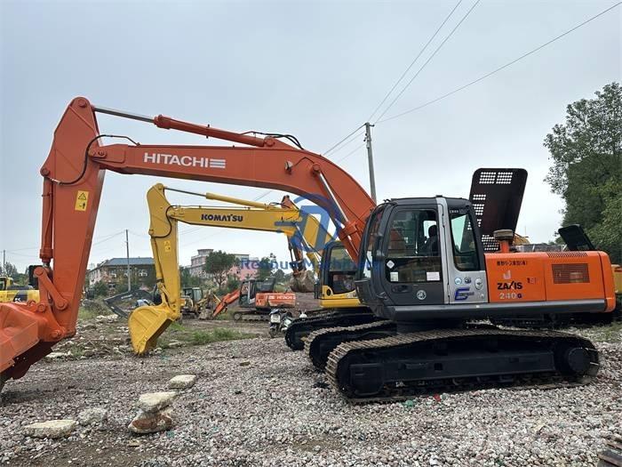 Hitachi ZX 240G Lánctalpas kotrók
