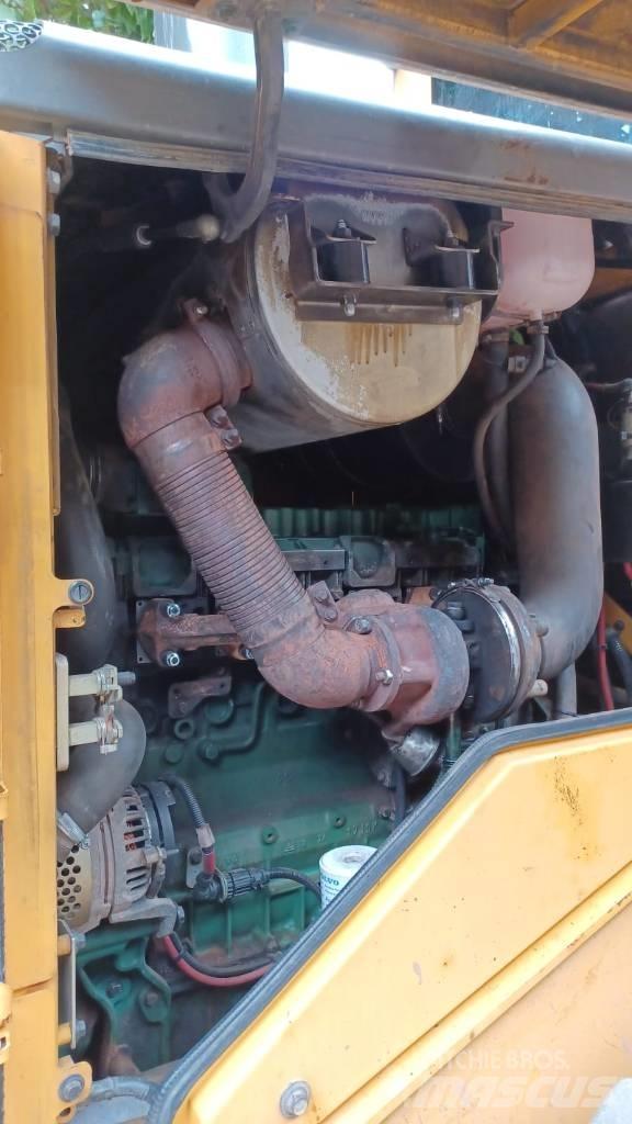 Volvo L 60 F Gumikerekes homlokrakodók
