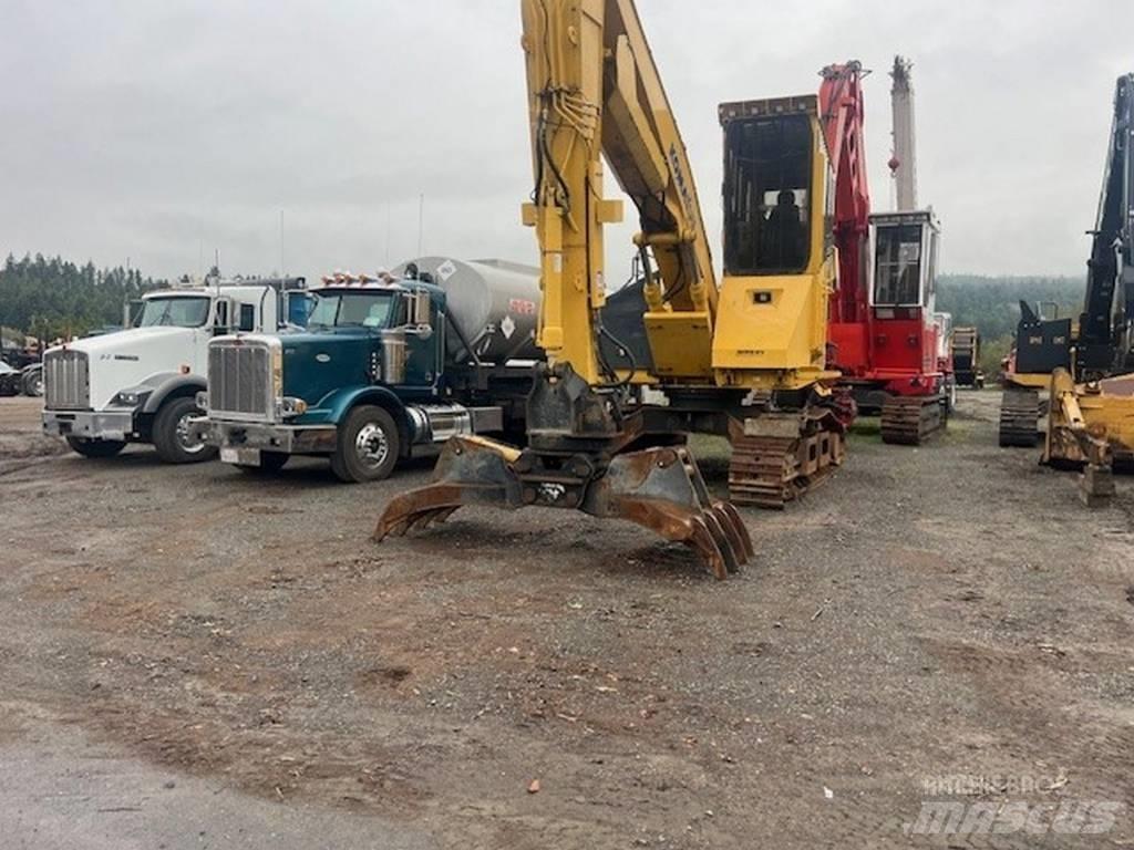 Komatsu PC210LL-10 Átrakógépek