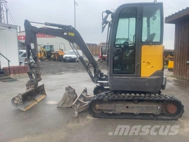 Volvo ECR 25 D Mini kotrók < 7t