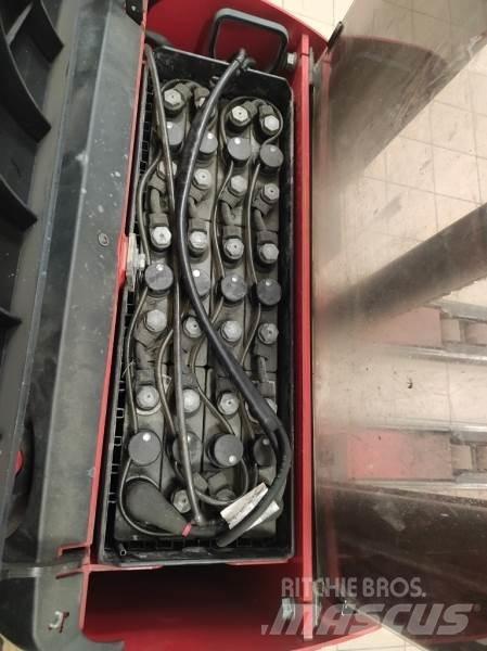 Manitou ES412 AC Elektromos gyalogkíséretű targoncák
