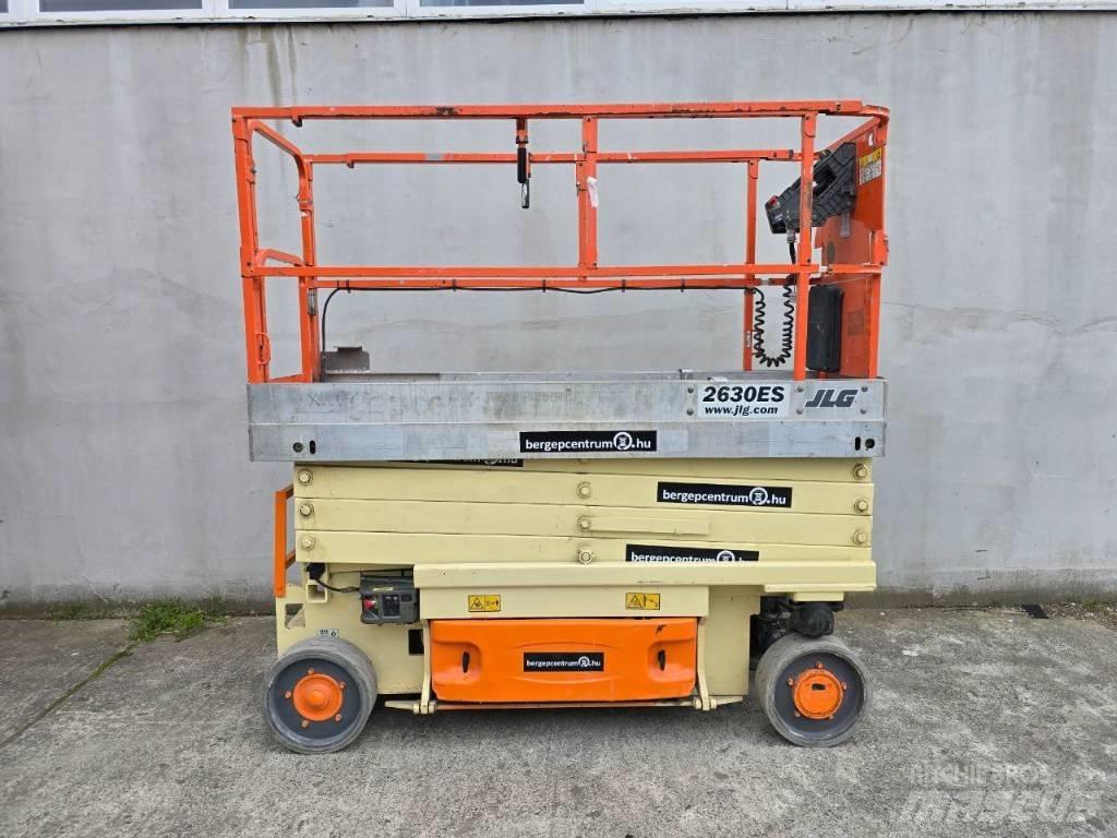 JLG 2630 ES Ollós emelők