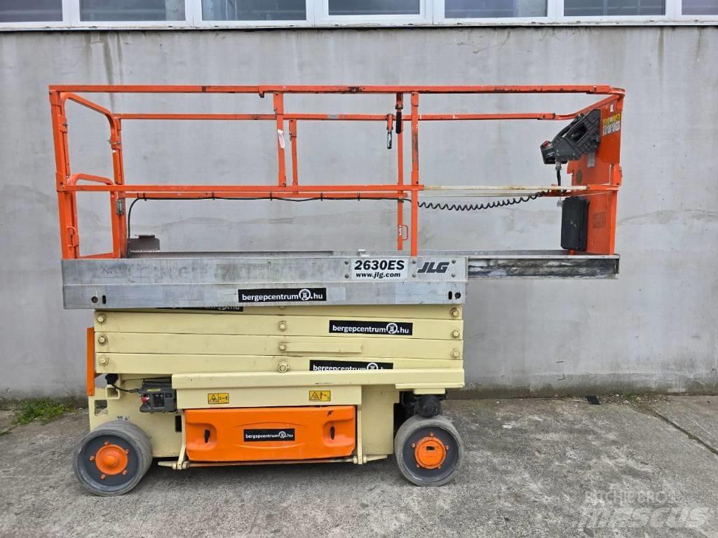 JLG 2630 ES Ollós emelők