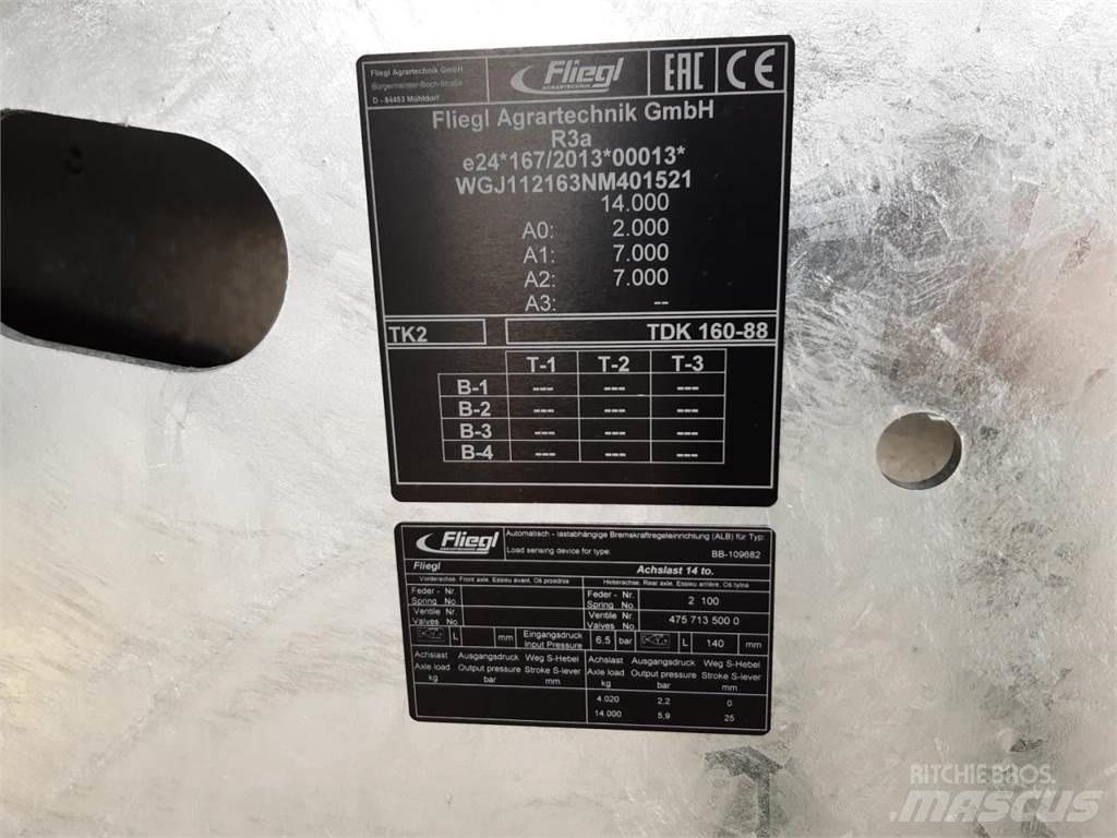 Fliegl TDK 160-88 Billenő pótkocsik