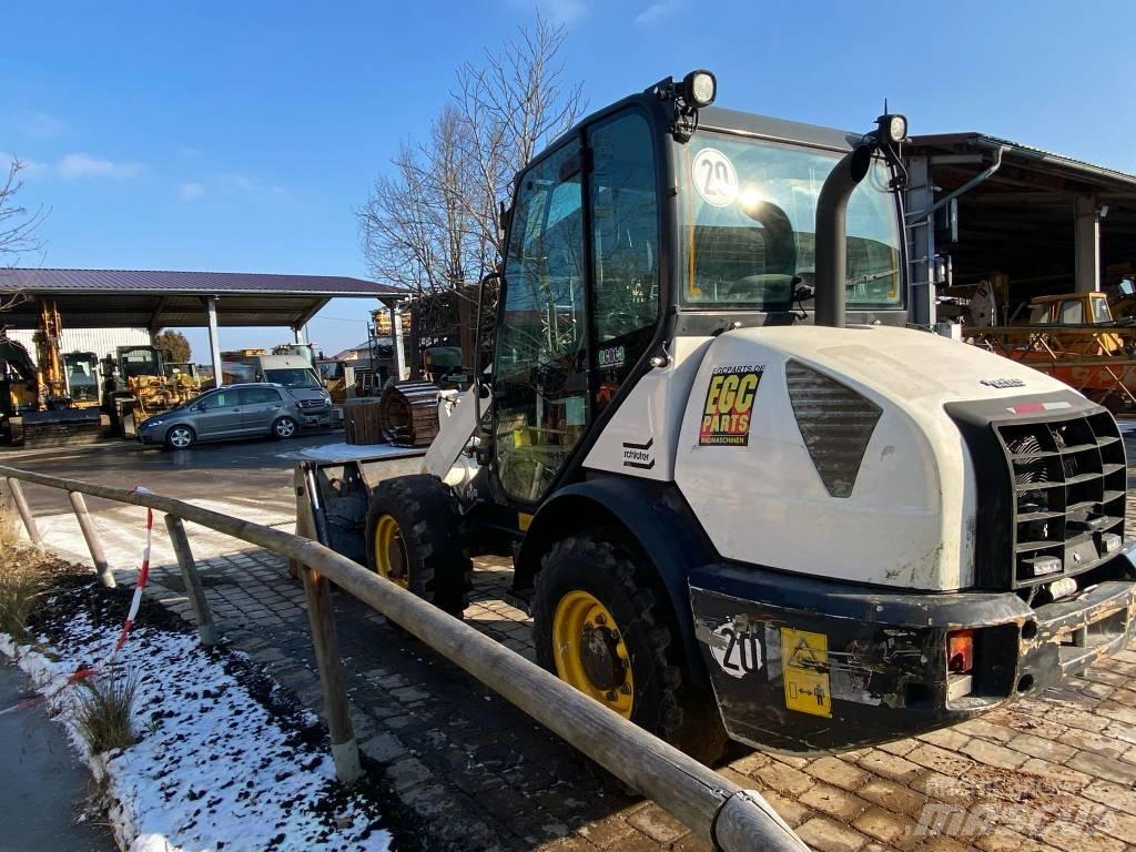 Komatsu WA 70-7 Gumikerekes homlokrakodók