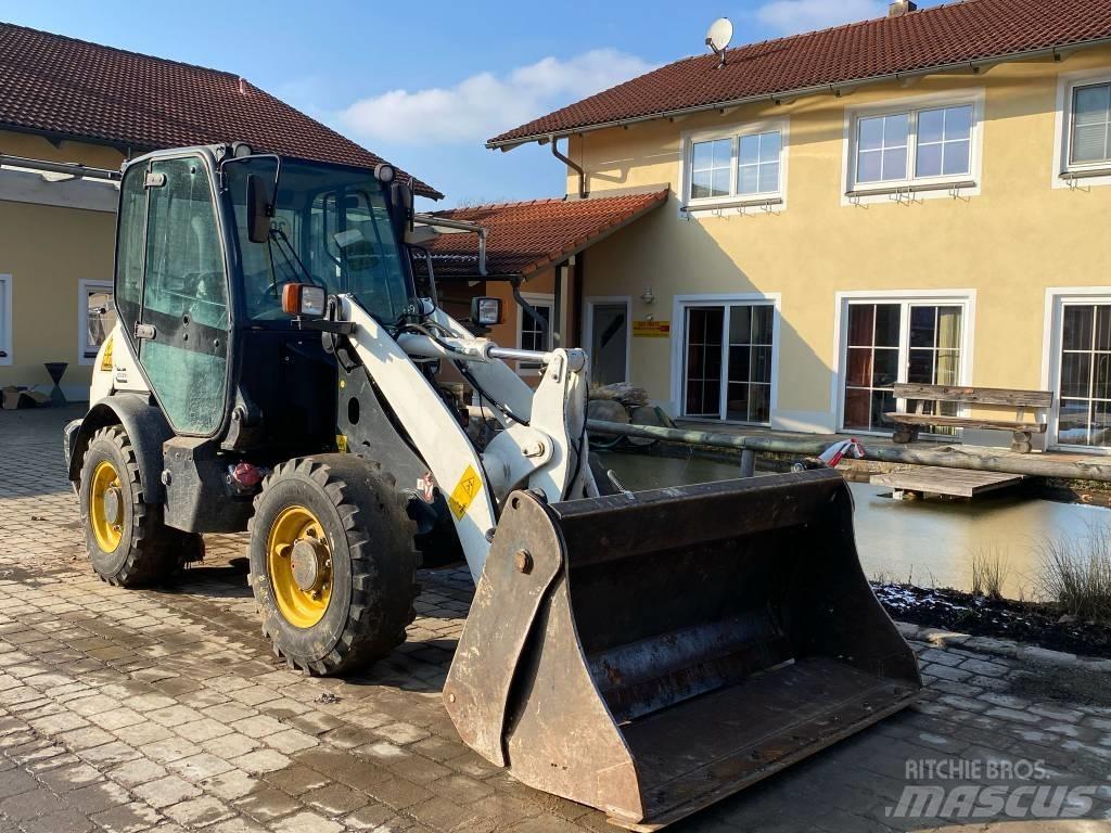 Komatsu WA 70-7 Gumikerekes homlokrakodók