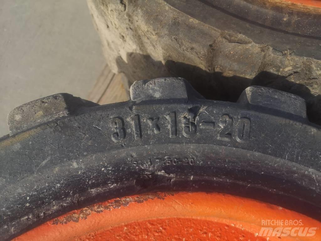 Trelleborg 31x10-20 Gumiabroncsok, kerekek és felnik