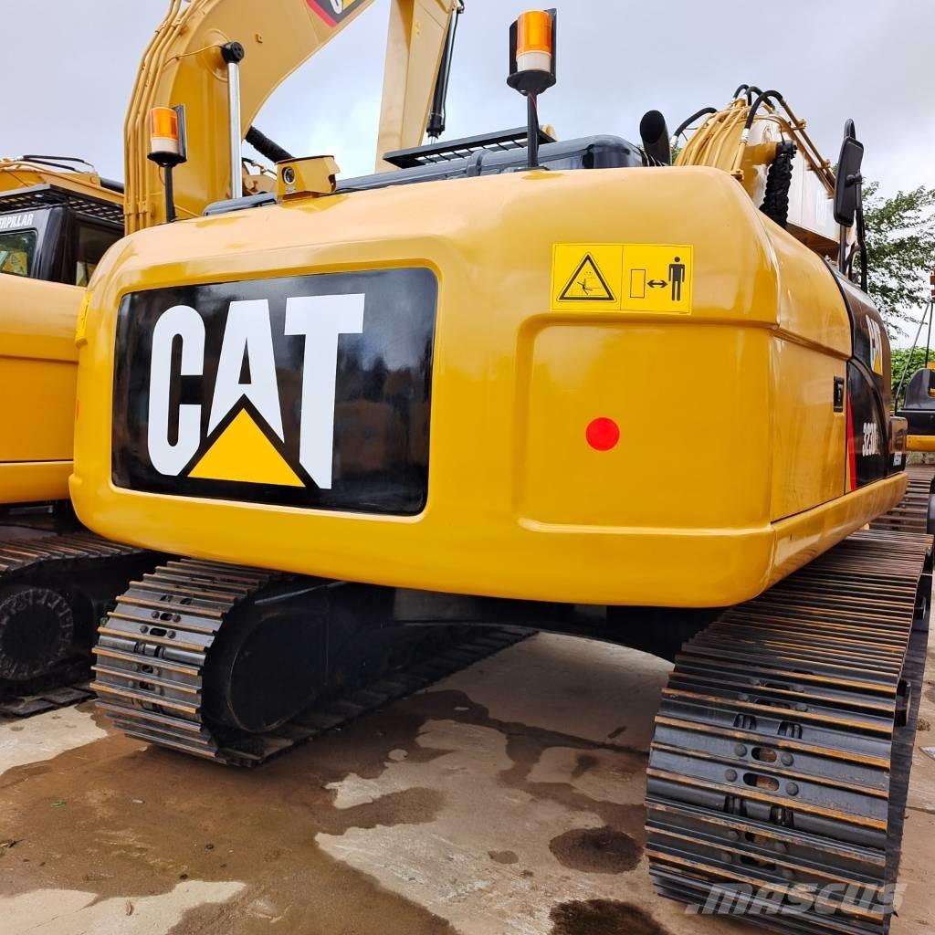 CAT 323 D Lánctalpas kotrók