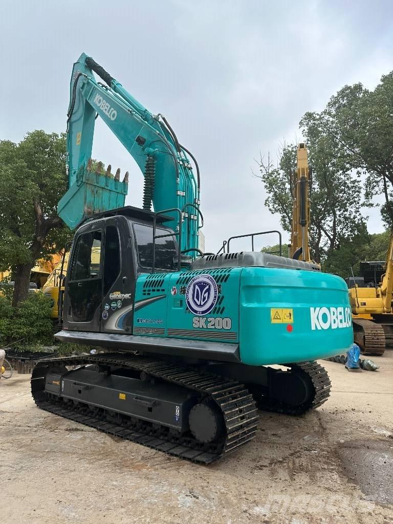 Kobelco SK 200-8 Lánctalpas kotrók