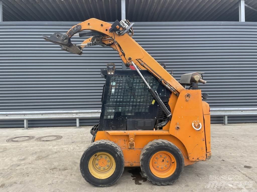 CAT 226B Vonszolók