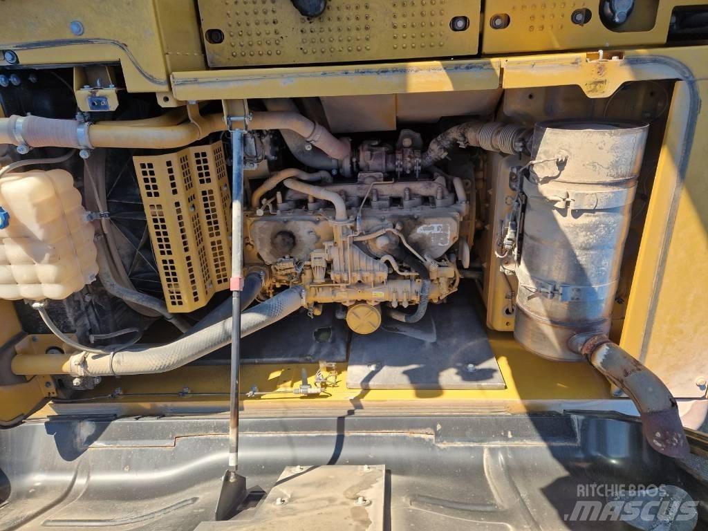 CAT 320 EL Lánctalpas kotrók
