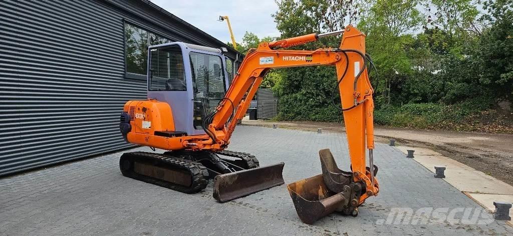 Hitachi EX30 Mini kotrók < 7t