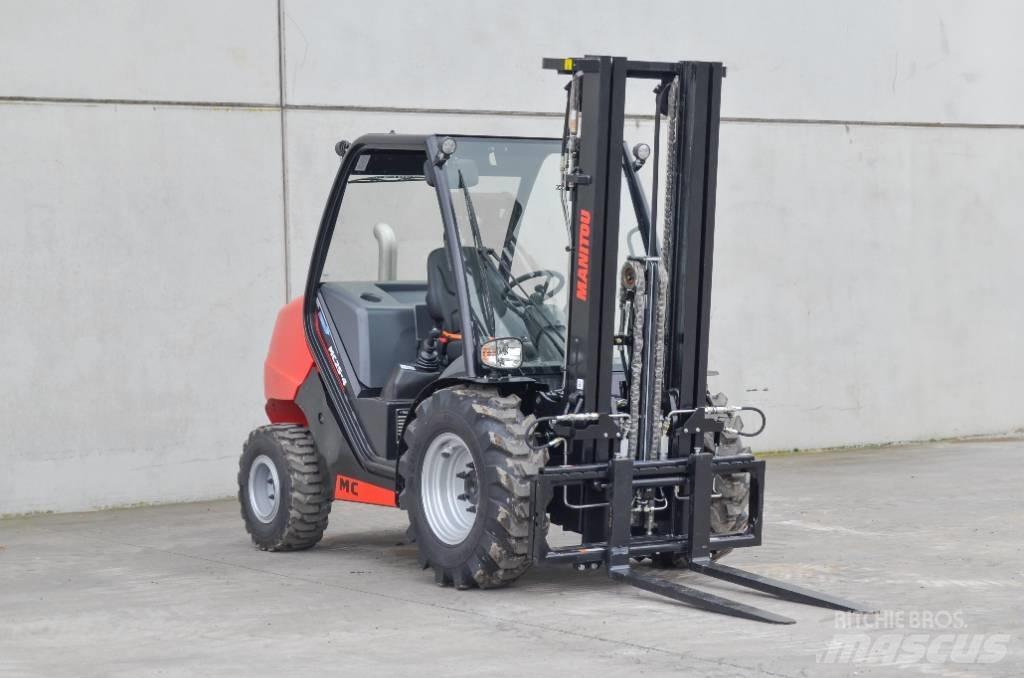 Manitou MC 25-4 Dízel targoncák