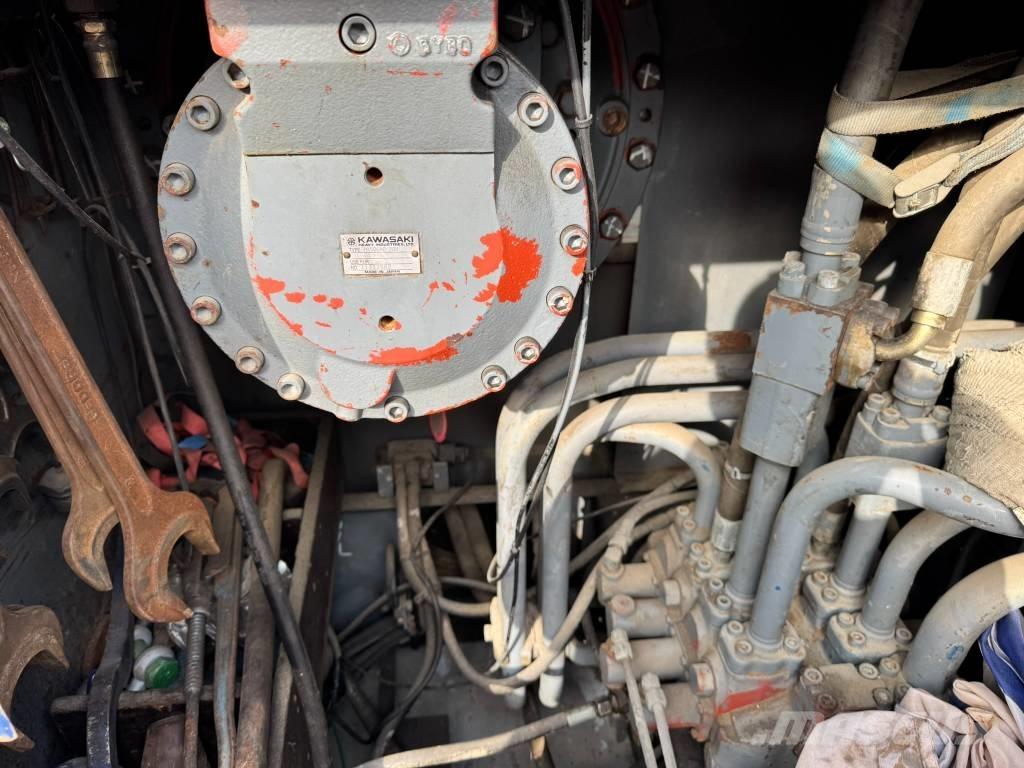 Hitachi KH300-3 PD Lánctalpas daruk