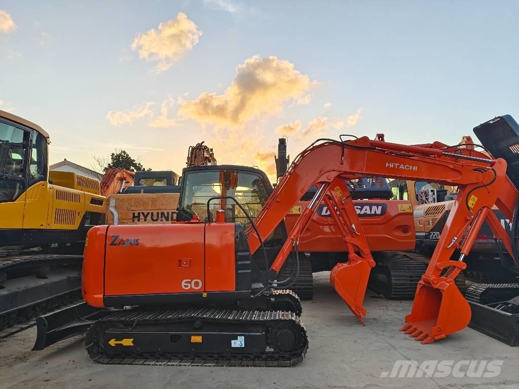 Hitachi ZX 60 Mini kotrók < 7t