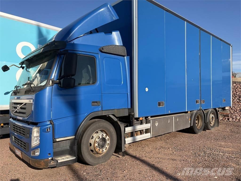 Volvo FM330 6x2 Dobozos teherautók