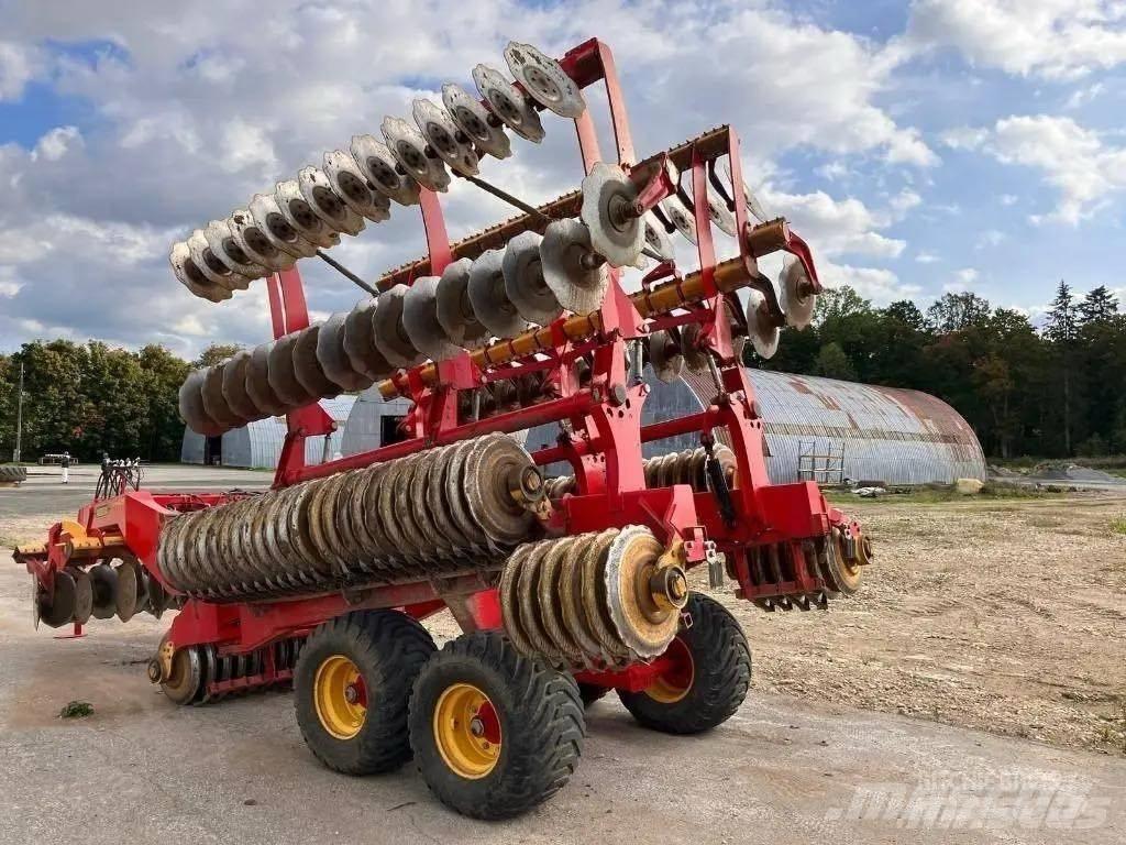 Väderstad Carrier820 Tárcsás boronák
