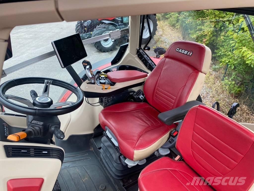 Case IH OPTUM 300 Traktorok