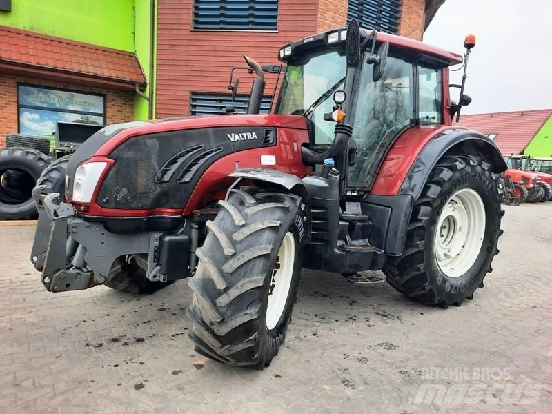 Valtra 163 Versu Traktorok