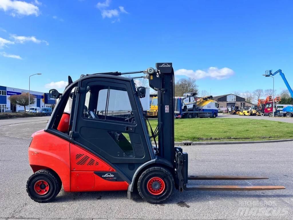Linde H30T-02 Gázüzemű targoncák