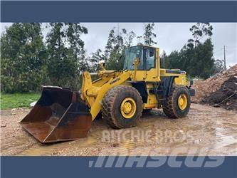 Komatsu WA 470 Gumikerekes homlokrakodók