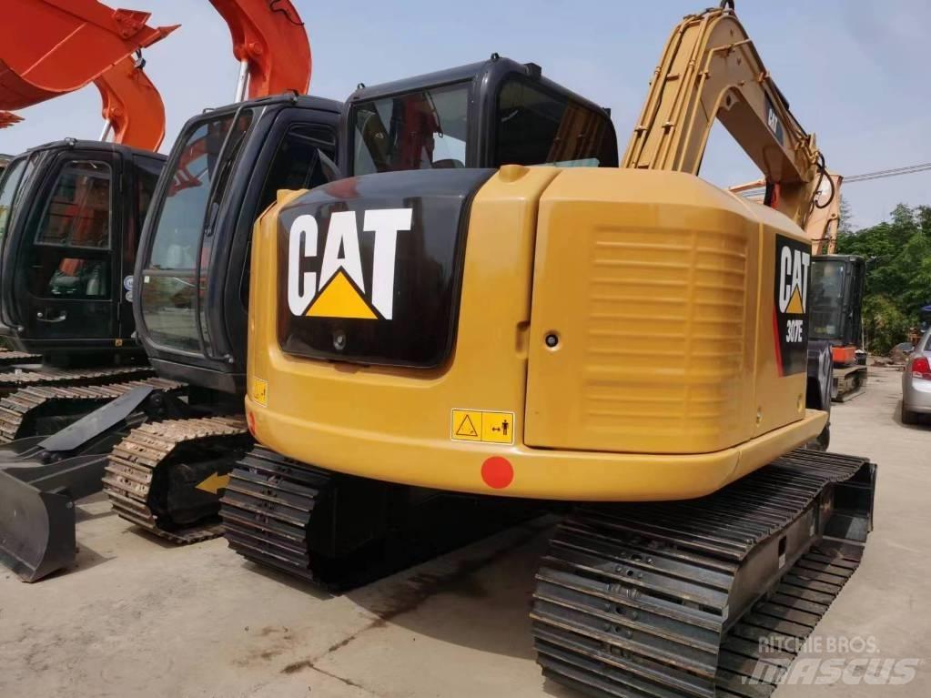 CAT 307 E Mini kotrók < 7t