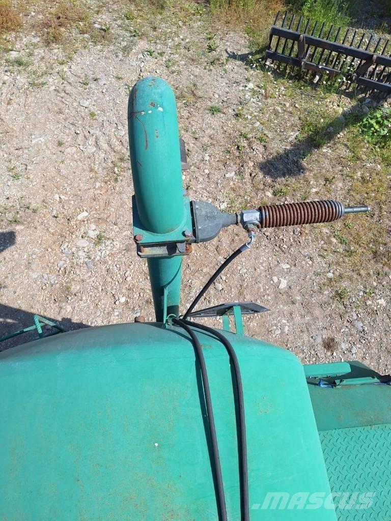 Vepi 13500 Poranyag tartályos