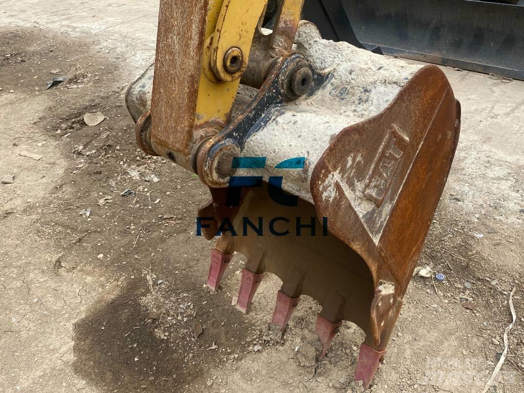 CAT CAT306.5 Mini kotrók < 7t