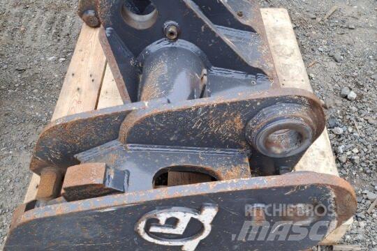 Develon Hitch Mini kotrók < 7t
