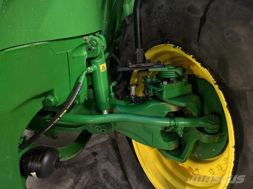 John Deere 7230 R Traktorok