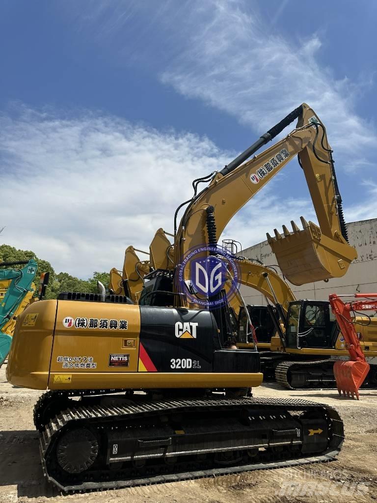 CAT CAT323 Lánctalpas kotrók