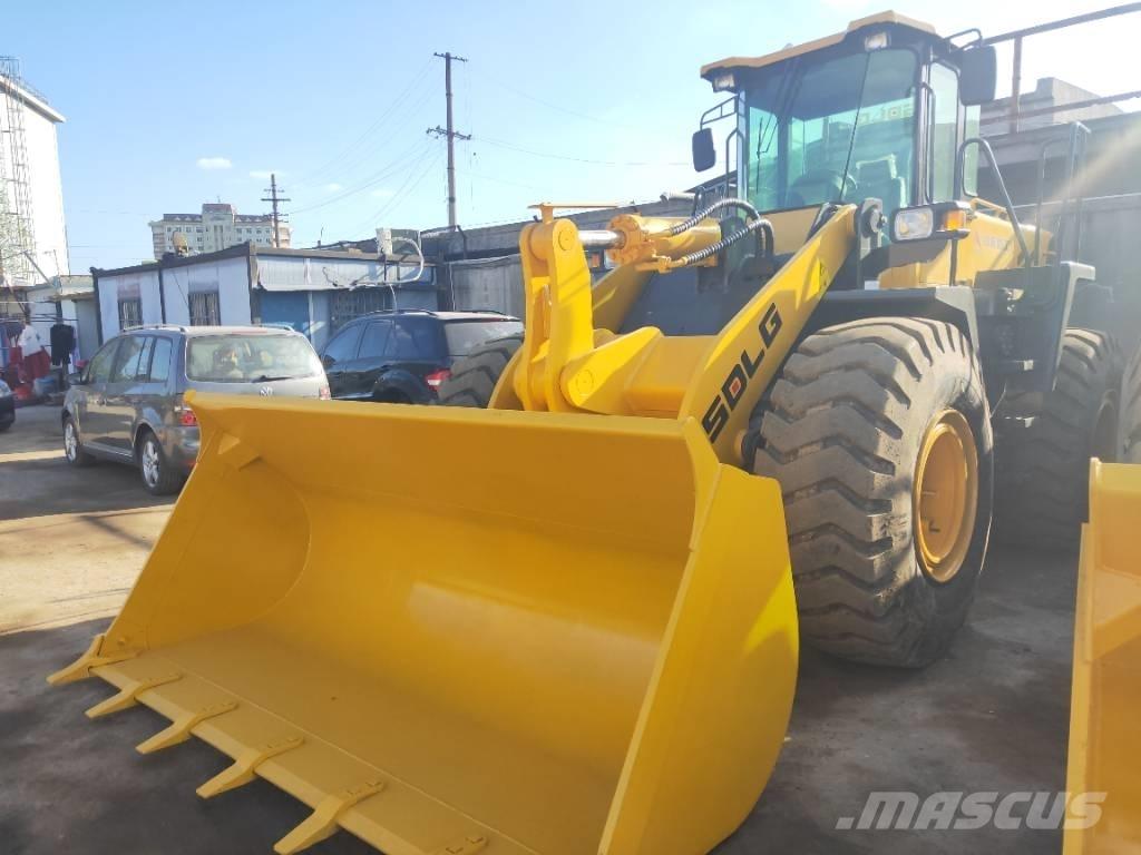 SDLG LG 953 L Gumikerekes homlokrakodók