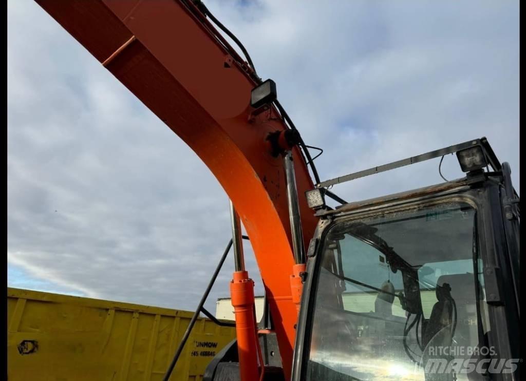 Hitachi 130 LCN Lánctalpas kotrók