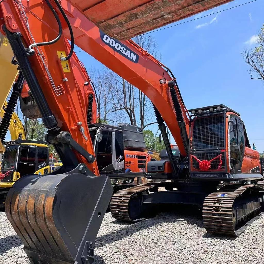 Doosan DX 225 LC Lánctalpas kotrók