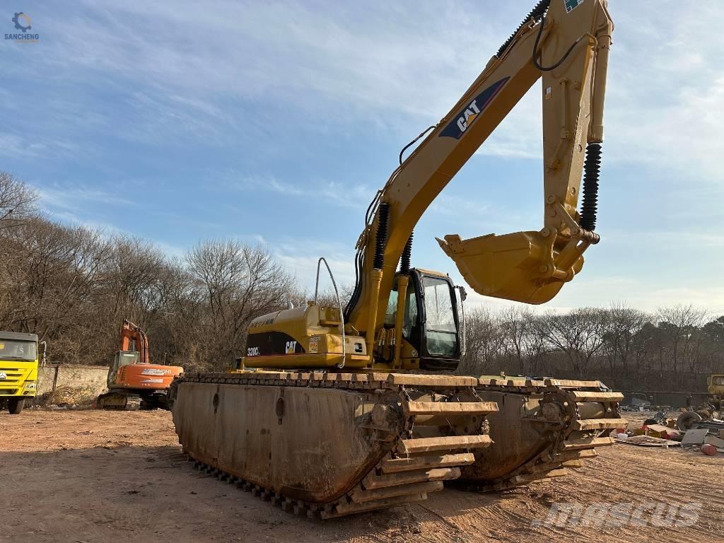 CAT 320 C L Kétéltű markolók