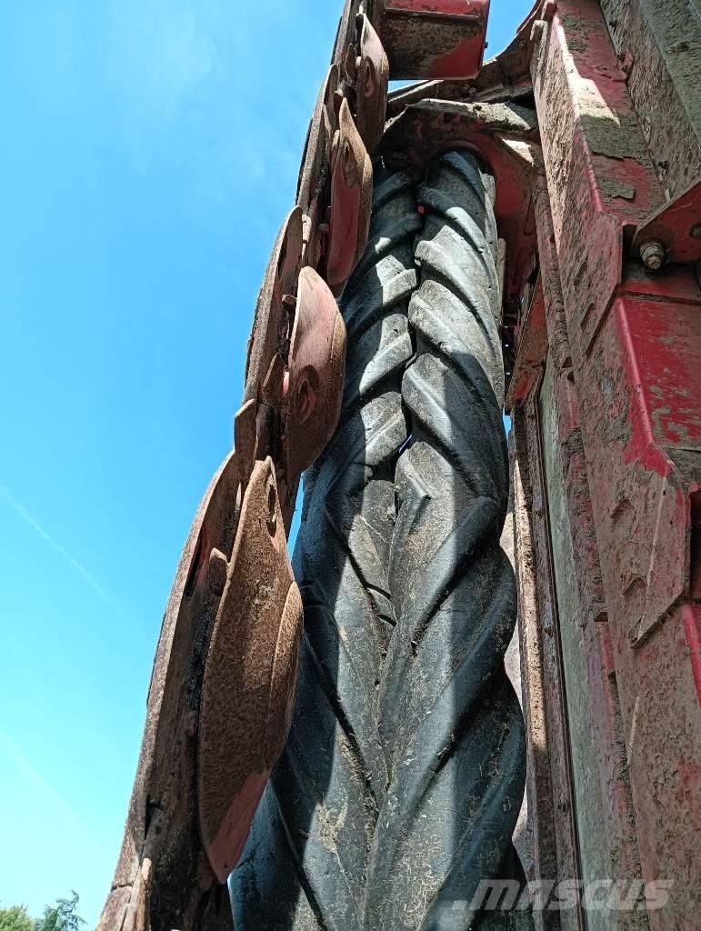 Pöttinger NOVACT X8 Öntöző Kaszák