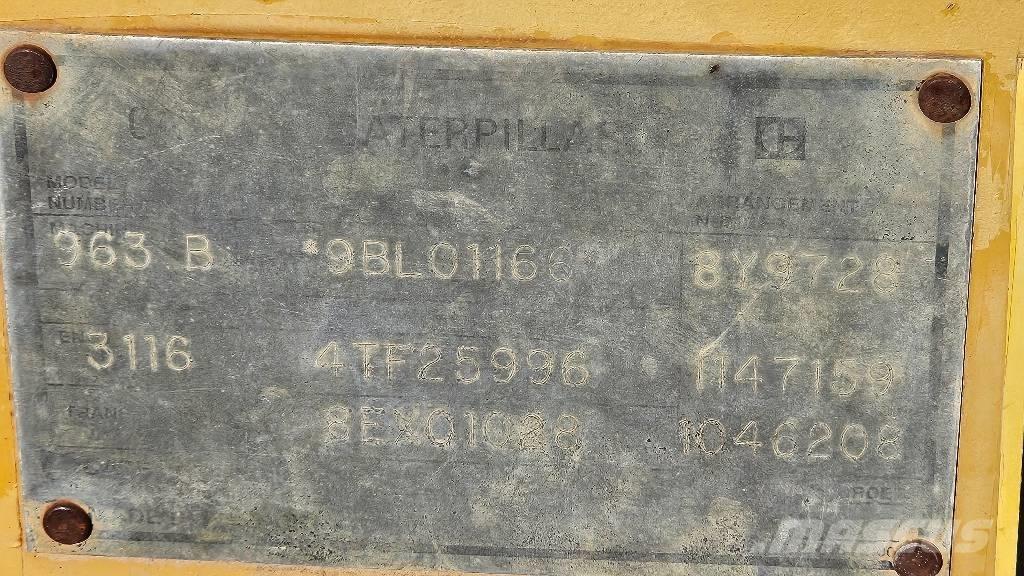 CAT 963 B Lánctalpas homlokrakodók