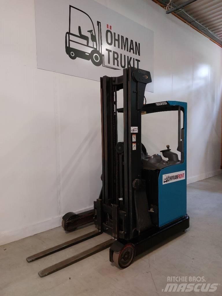 Crown ESR 4500 Tolóoszlopos targonca