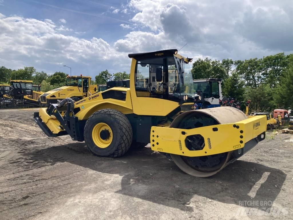 Bomag BW 213 DH-5 Egydobos hengerek