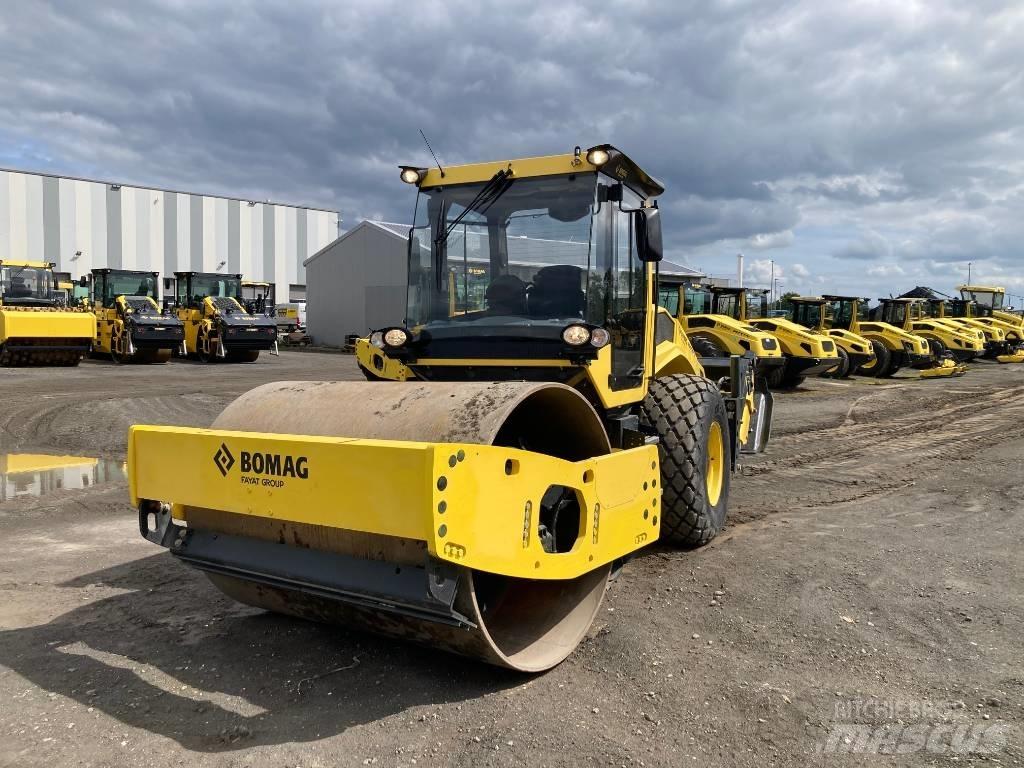 Bomag BW 213 DH-5 Egydobos hengerek