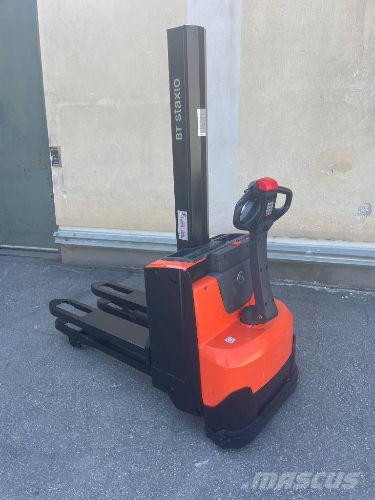 BT SWE080L Gyalogkíséretű targonca