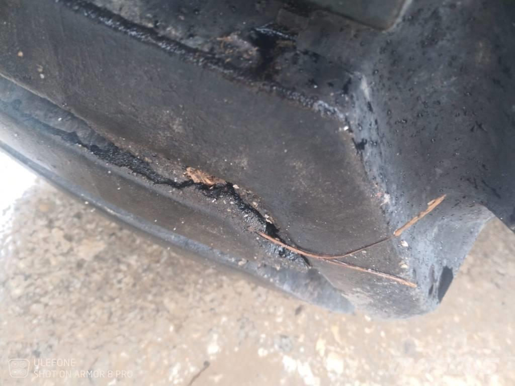 JLG 450 AJS II Karos emelők