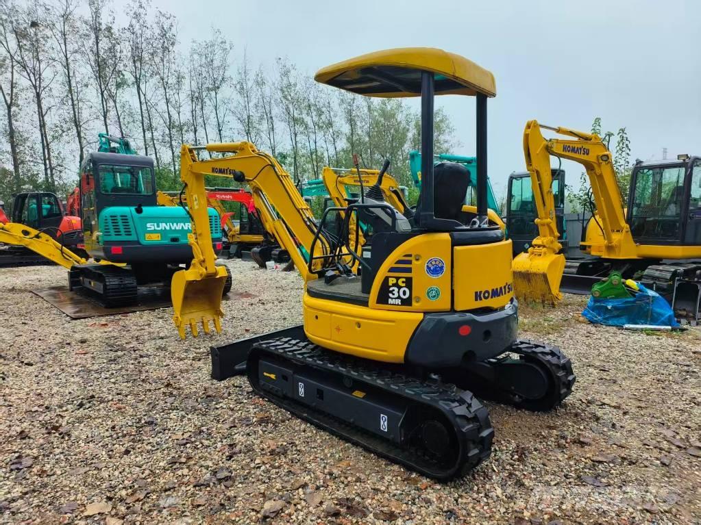 Komatsu PC 30 Mini kotrók < 7t