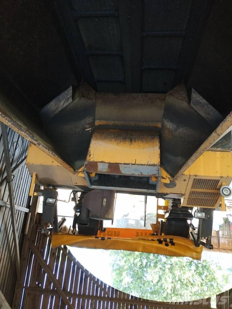 ABG Titan 325 EPM Aszfalt terítõ gépek