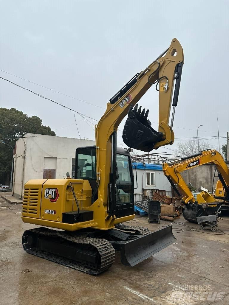 CAT CAT305.5 Mini kotrók < 7t